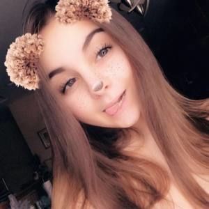 Meet your Posher, Ella